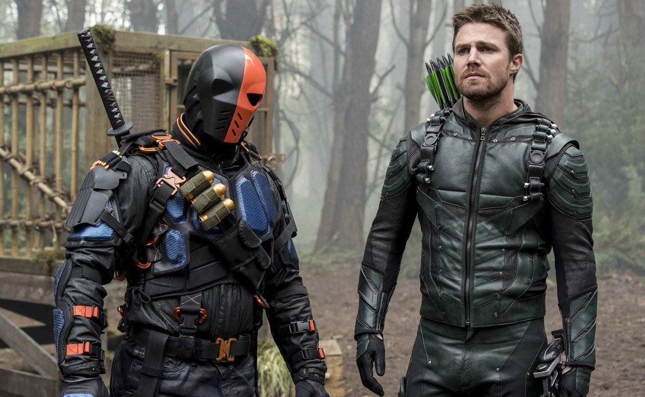 Deathstroke and Green Arrow in Arrow's Season 5 finale Courtesy of The CW
