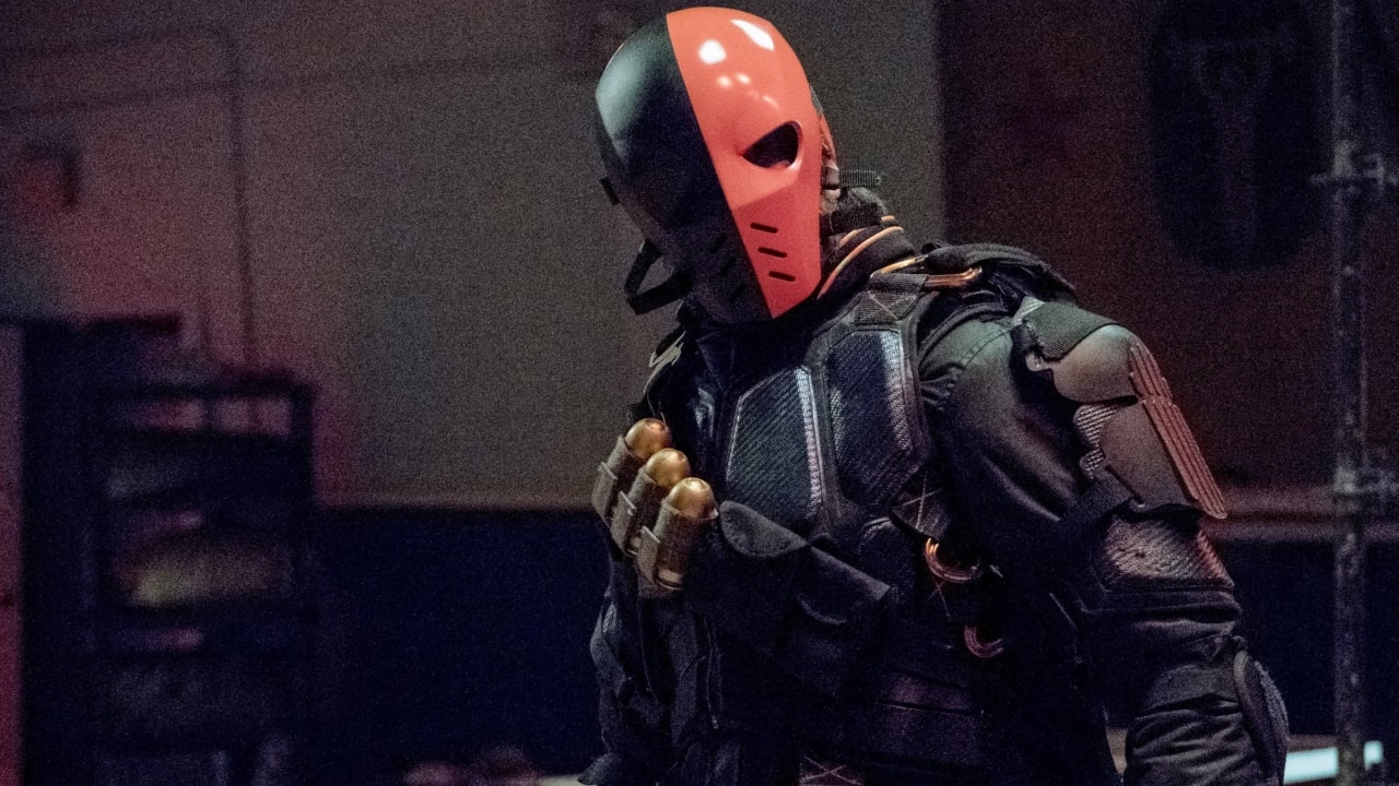 Manu Bennett's Deathstroke in Arrow Season 6