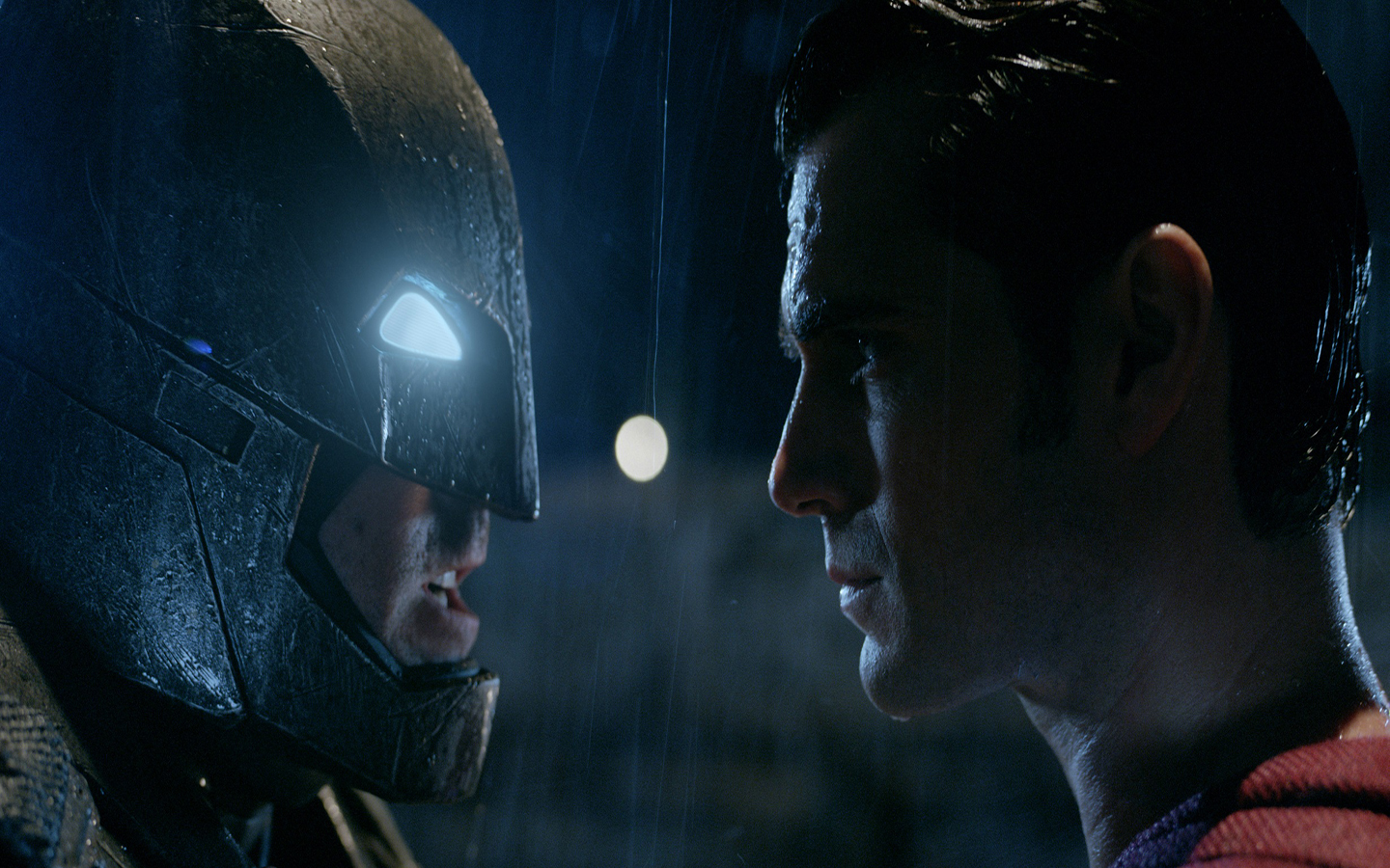 ‘Batman v Superman: Dawn of Justice’ Now One of the Best-Selling Blu-Rays