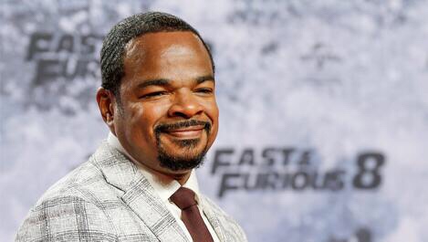 F. Gary Gray Is In Talks to Direct New ‘Men In Black’ Spinoff