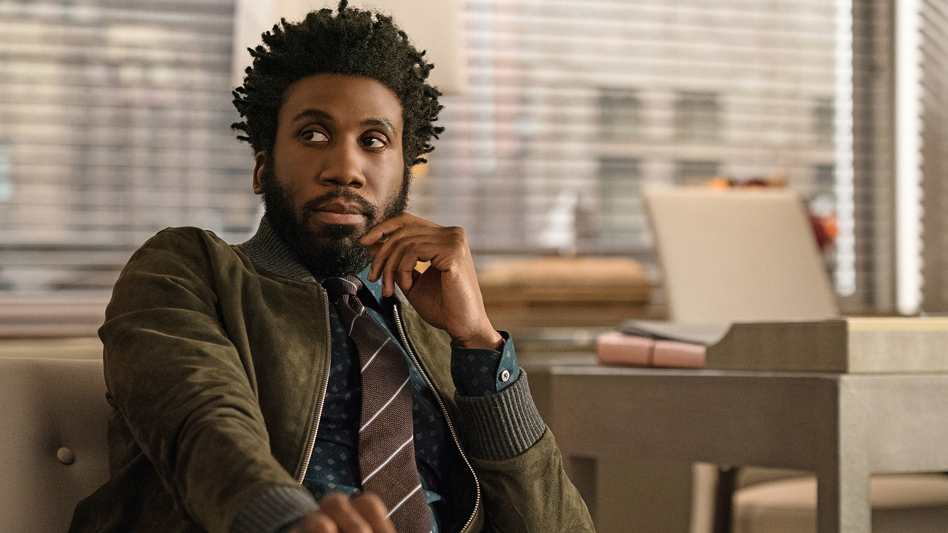 Interview: Nyambi Nyambi Talks Working With The Extraordinary Al Pacino, ‘The Good Fight’ & Voicing Martian Manhunter